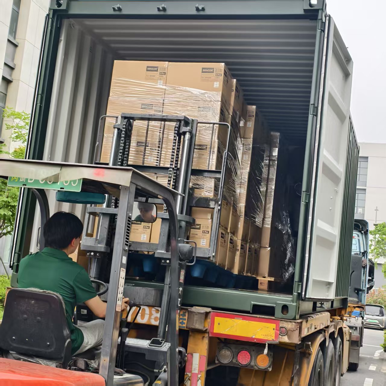 Giunsa Pagsiguro sa Propesyonal nga Pabrika sa Makina sa Kape nga Luwas ug On-time nga Pagpadala sa Container Para sa Tibuok Kalibutan nga mga Mamalit?